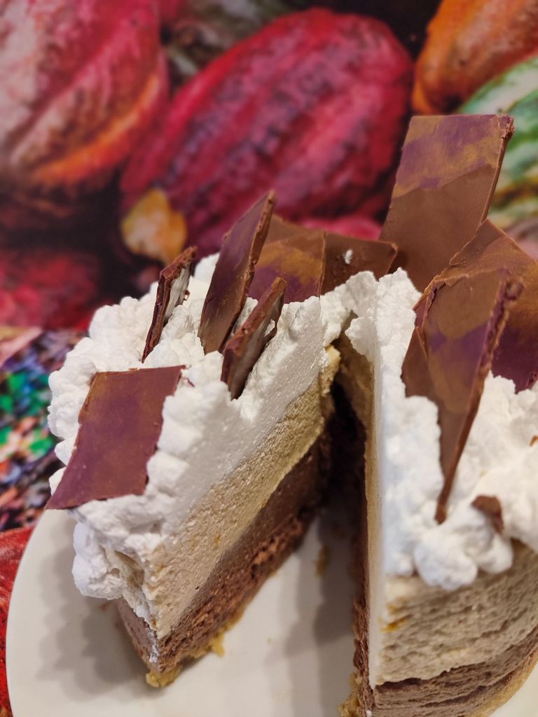 Maltesisch: Kuchenbackkurs, Mittagsbuffet und Weinverkostung