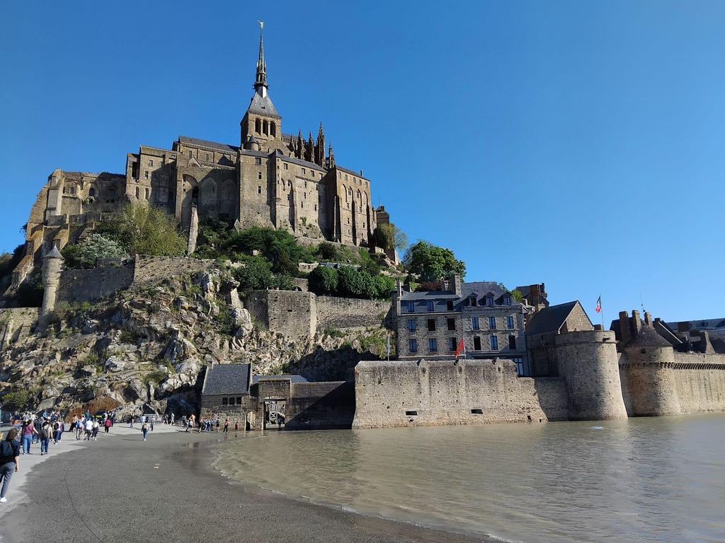 Mont Saint Michel: Rundgang durch die Geschichte und Legenden des Dorfes