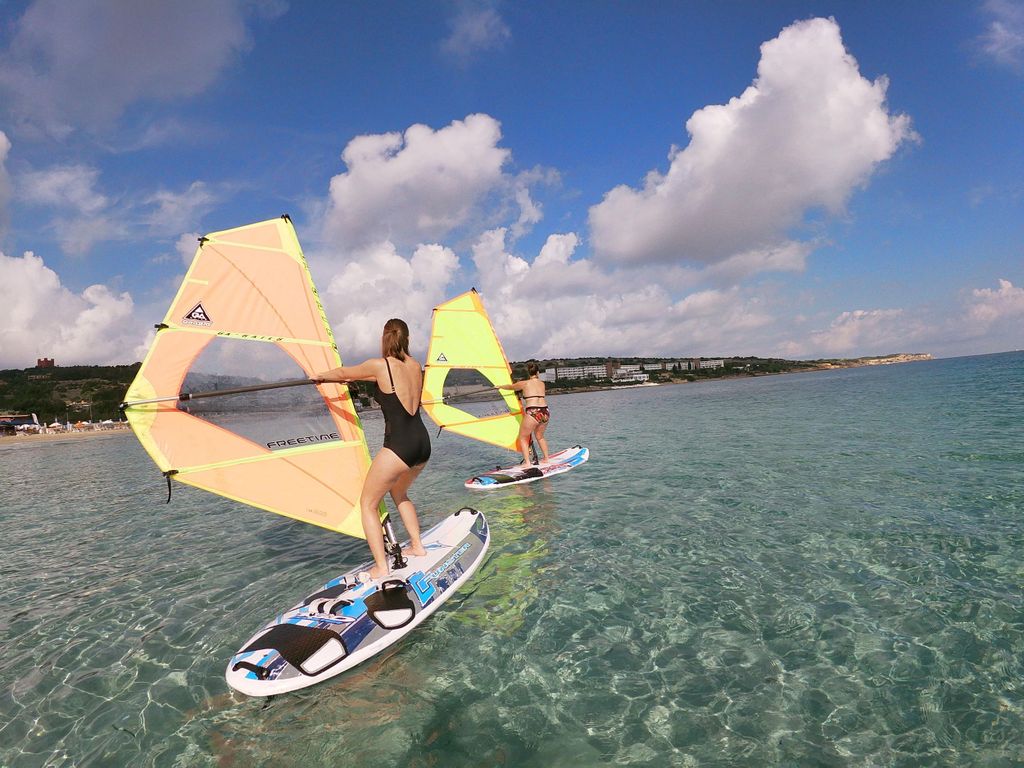 Mellieha: Windsurfing-Unterricht für Anfänger