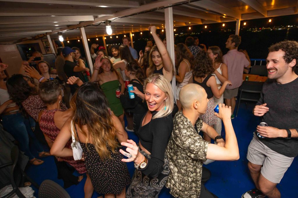 Halifax: Party-Kreuzfahrt auf der Harbour Queen