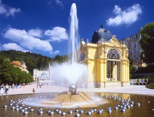 Karlovy Vary & Marianske Lazne Tour ab Prag mit Mittagessen
