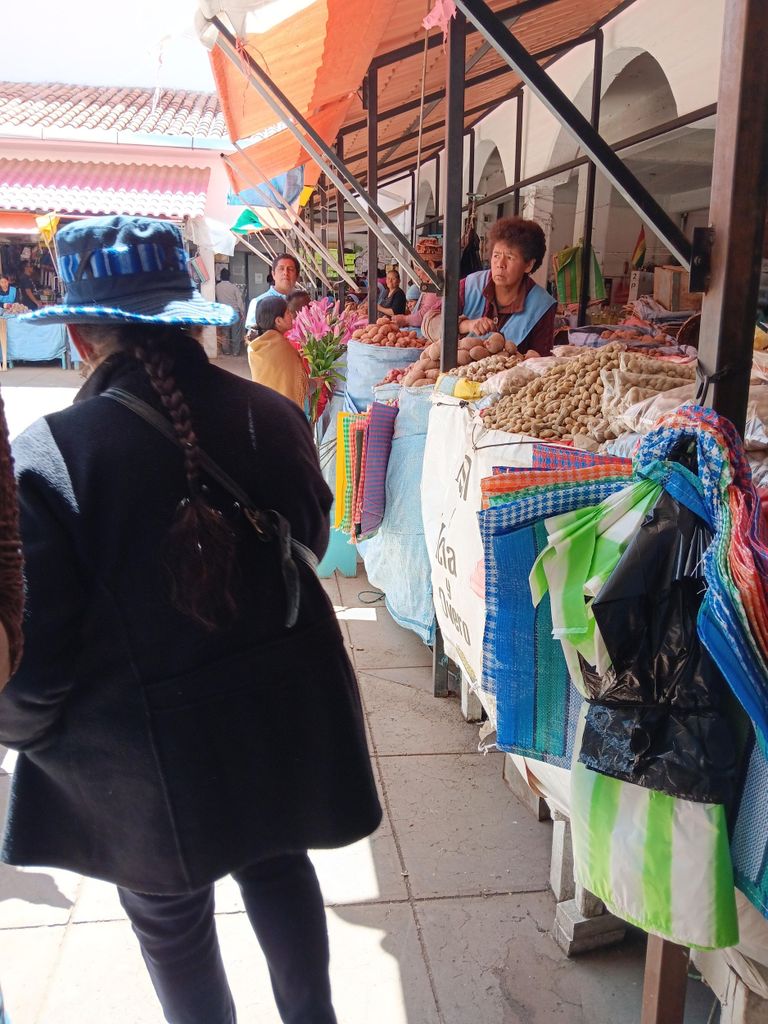 Sucre: Geführte Foodtour mit lokalen Geschmäckern