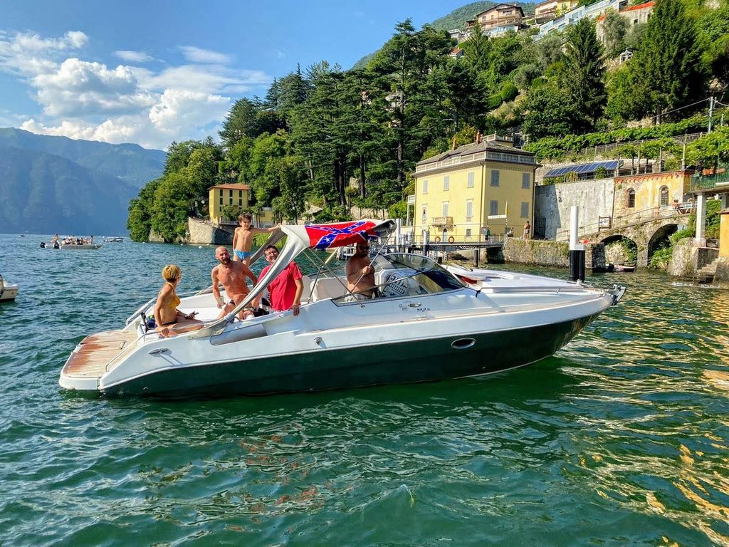 Romantische Tour am Comer See: Wein, Schwimmen & Fotos