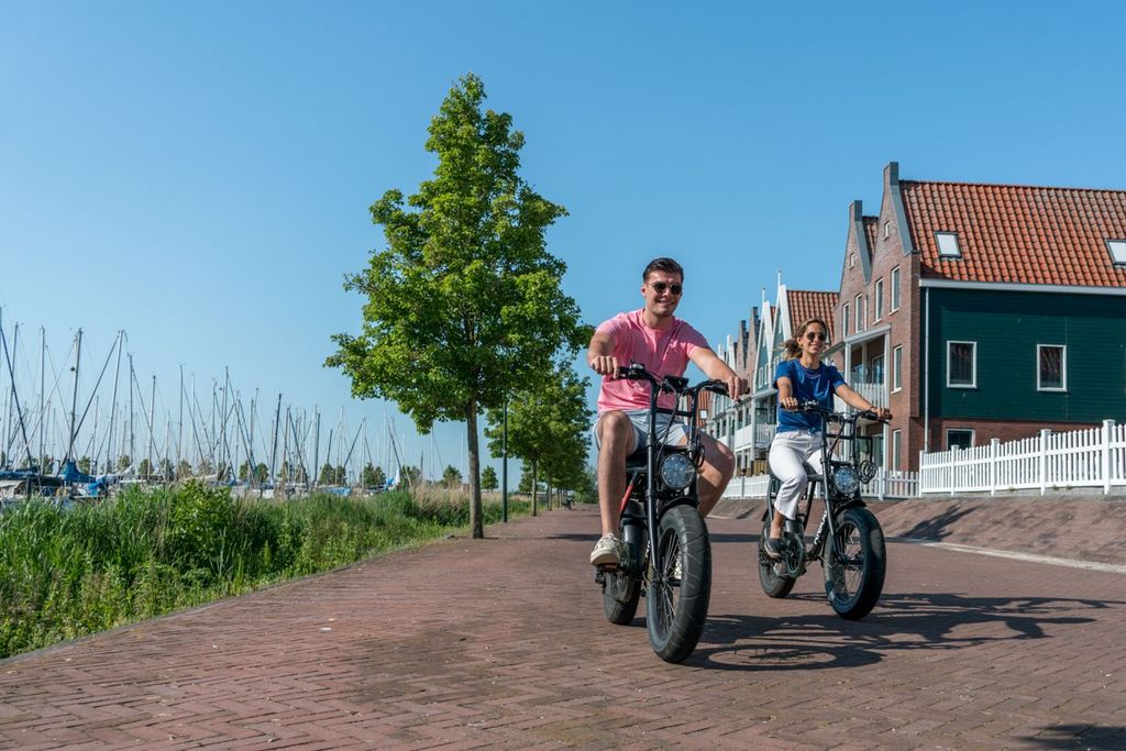 Volendam: E-Fatbike-Verleih