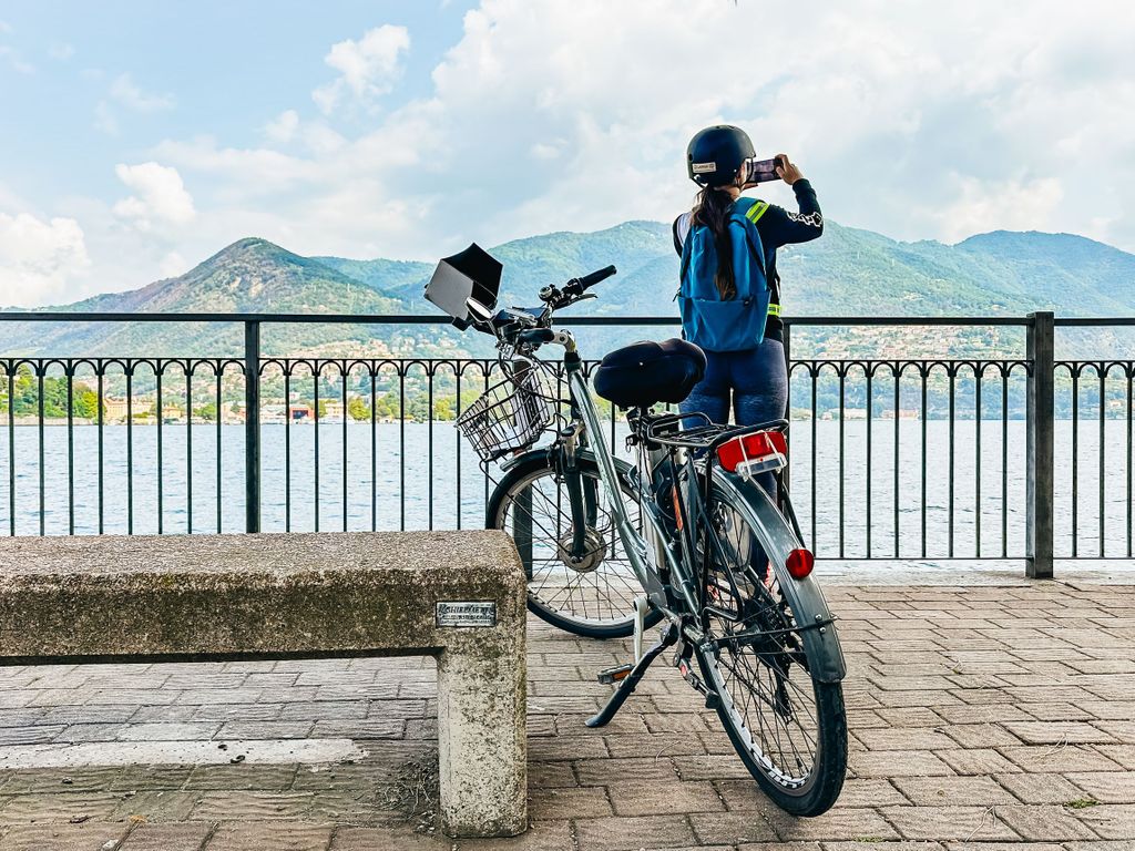 Comer See: eBike-Tour mit Live Guide, eHelmet und iPad