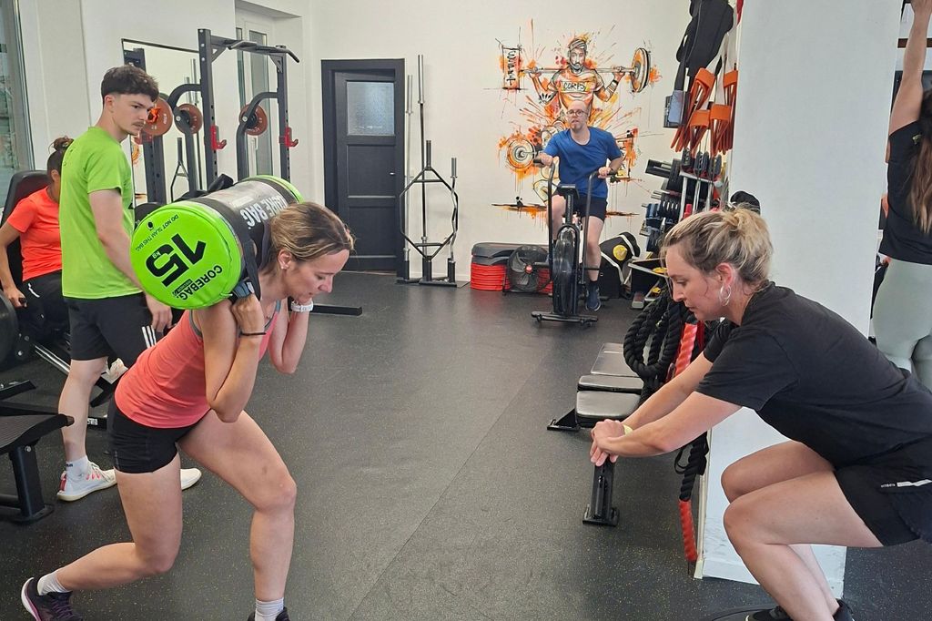 Sitten: Indoor- und Gruppenkurse zur körperlichen Vorbereitung für Läufer