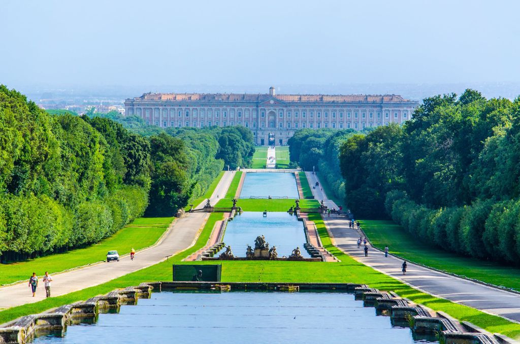 Private Caserta Royal Palace and Gardens Tour inkl. Shuttle