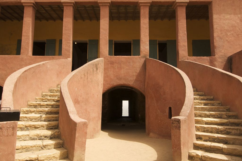 Treppe der Maison des Esclaves auf der Insel Gorée