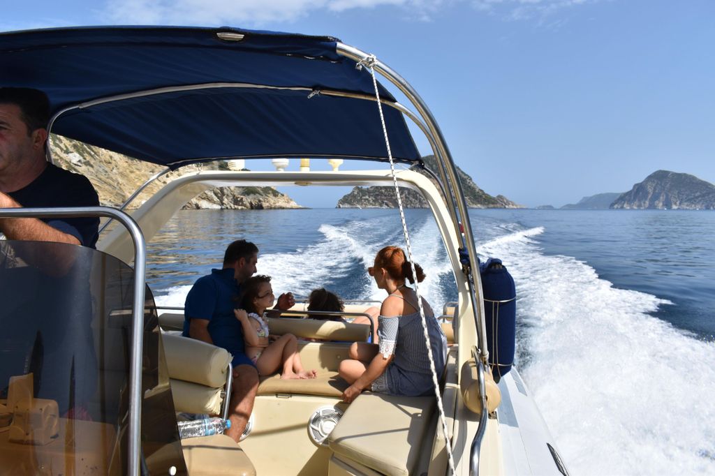 Skopelos: Private Kreuzfahrt nach Alonissos und zum Meerespark