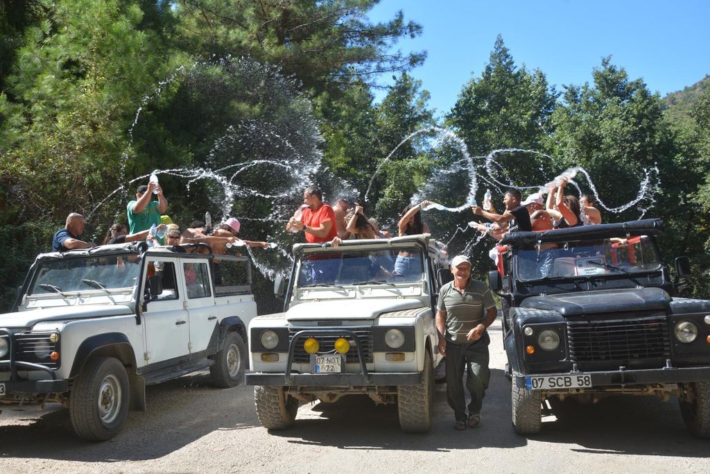 Alanya Jeep-Safari: Wasserfälle, Schlucht & Dim-Fluss