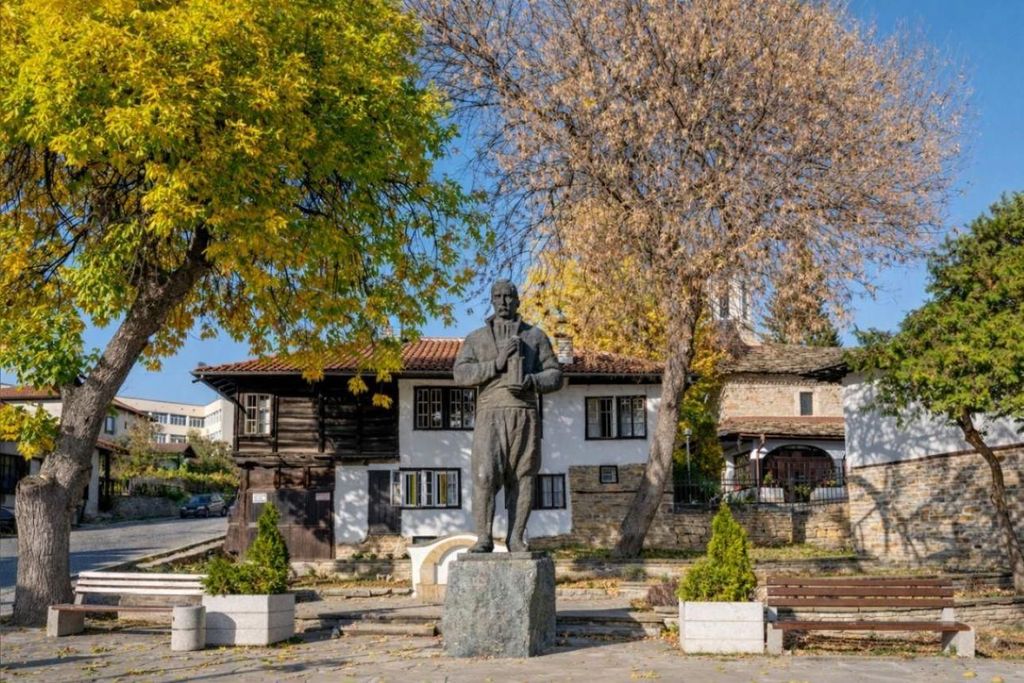 Von Veliko Tarnovo: Dryanovo-Erbe & prähistorisches Europa