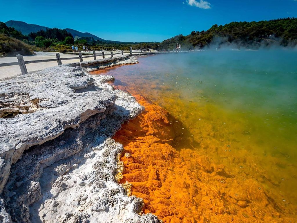 Auckland: Rotorua, Wai-O-Tapu, Te Puia mit Haka