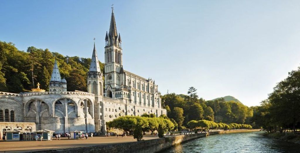 Lourdes: Private Tour mit Guide in der Wallfahrtskirche