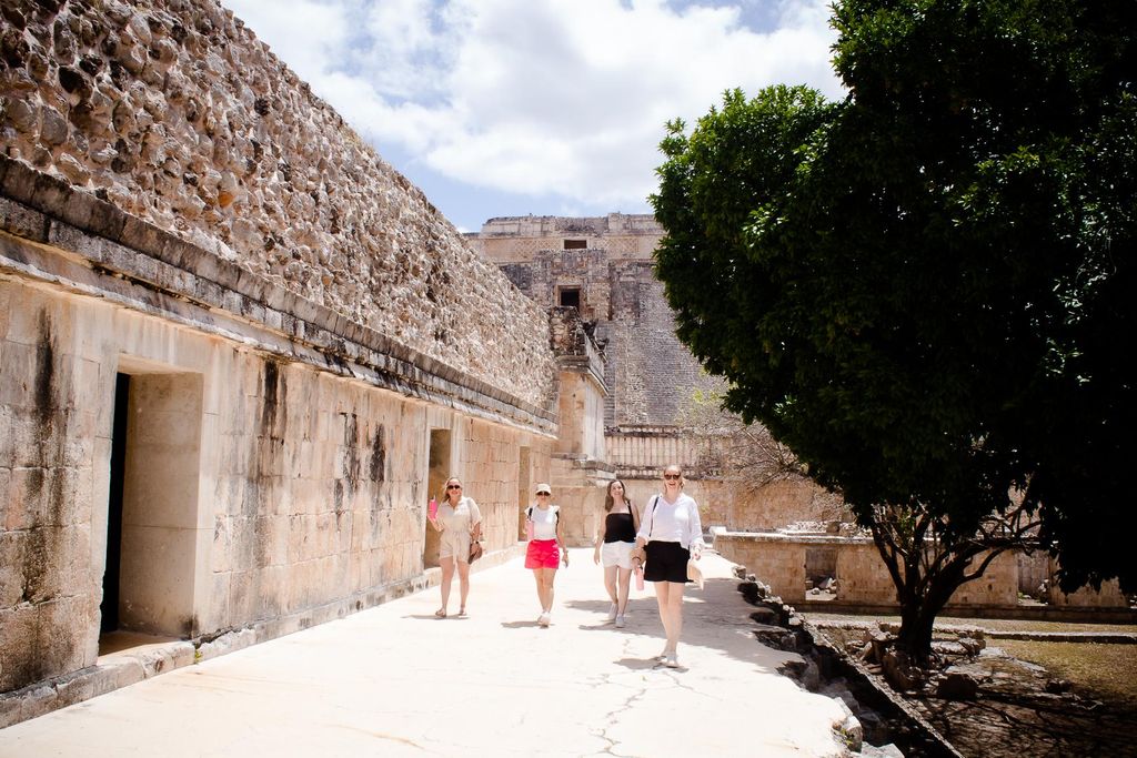 Tour Uxmal, Cenote und typisches Essen ab Mérida