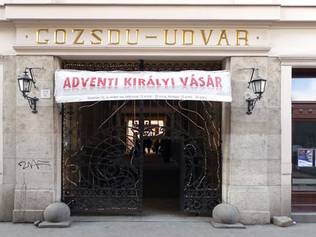 Gozsdu Udvar Budapest Marco Polo