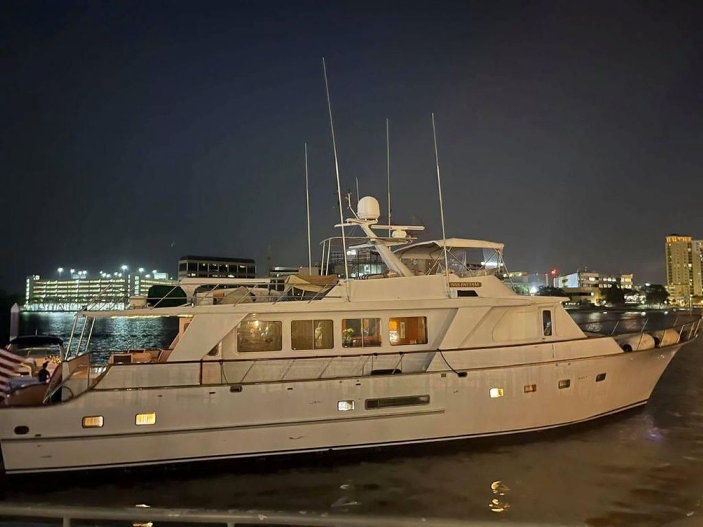 Tampa Bay: Luxus-Yachtcharter-Erlebnis