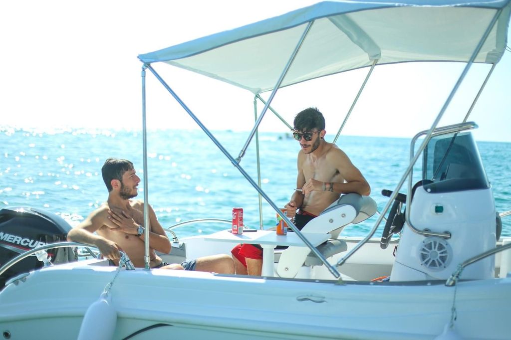 Vieste - Bootsverleih mit allem Drum und Dran, ohne Führerschein