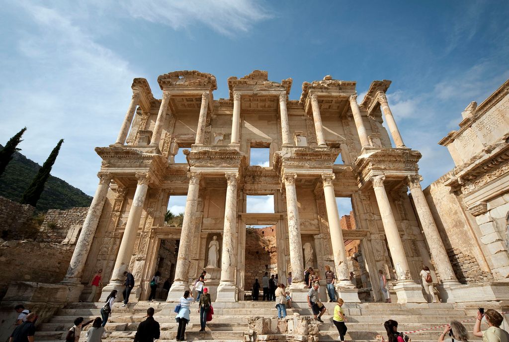 Von Izmir aus: Geführte Tour durch die antike Stadt Ephesus