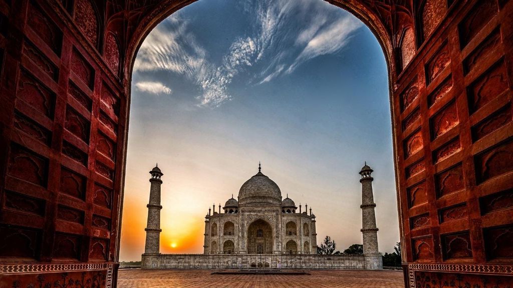 Von Delhi: Taj Mahal bei Sonnenaufgang & Rotes Fort – alles inklusive