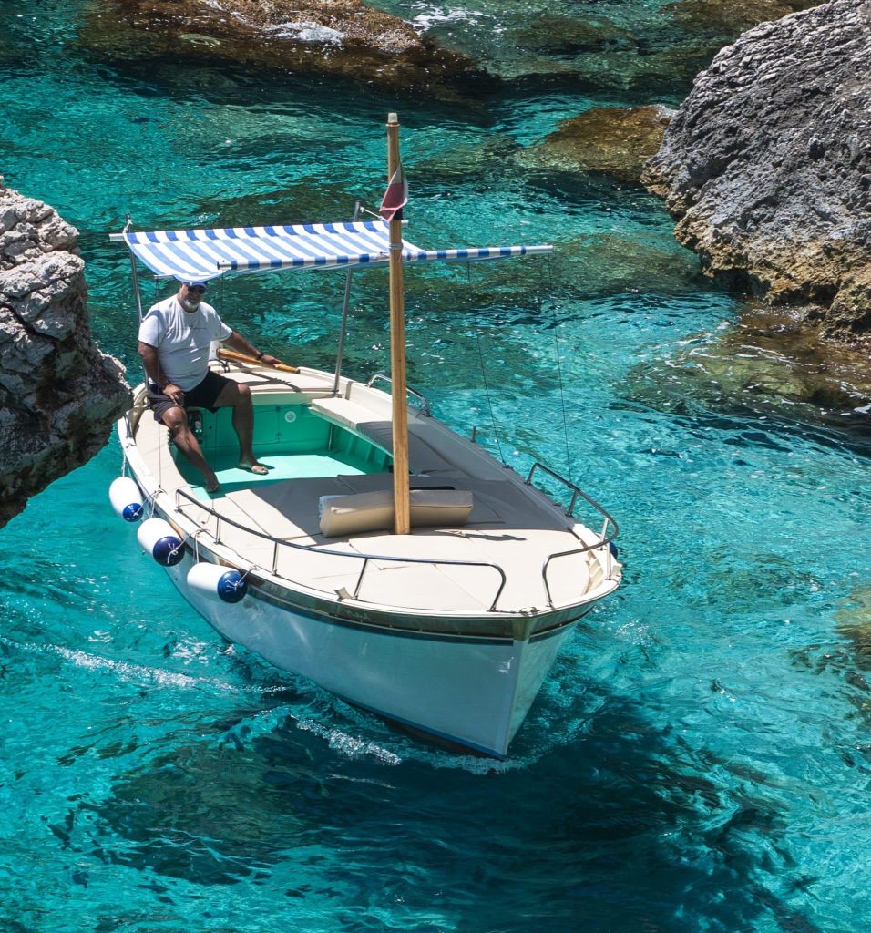 Capri: Private Bootstour mit Schnorcheln und alkoholfreien Getränken