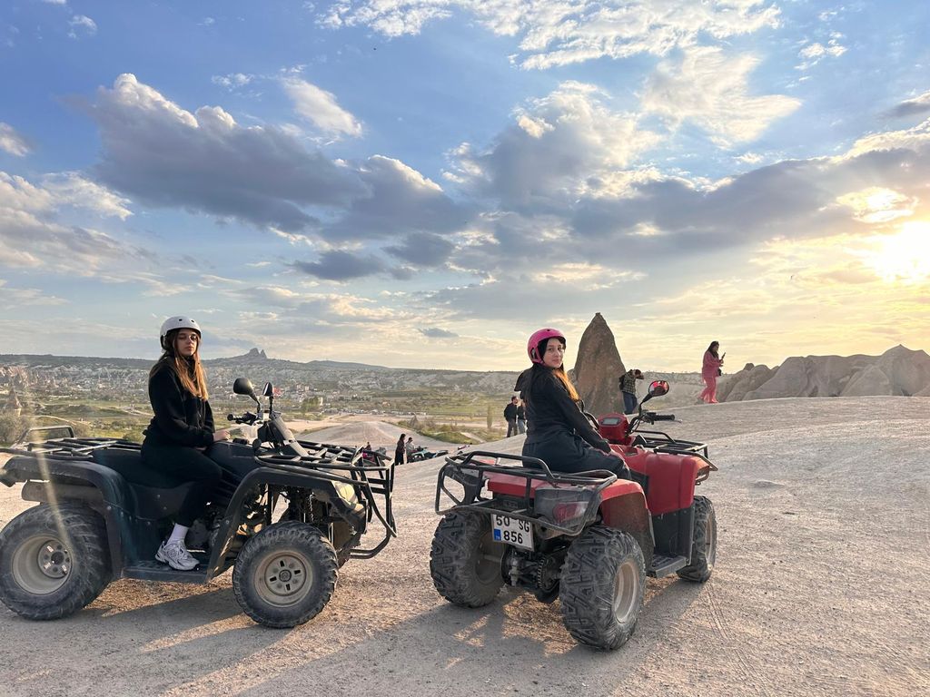Kappadokien: ATV-Tour mit Sonnenuntergang im Love Valley