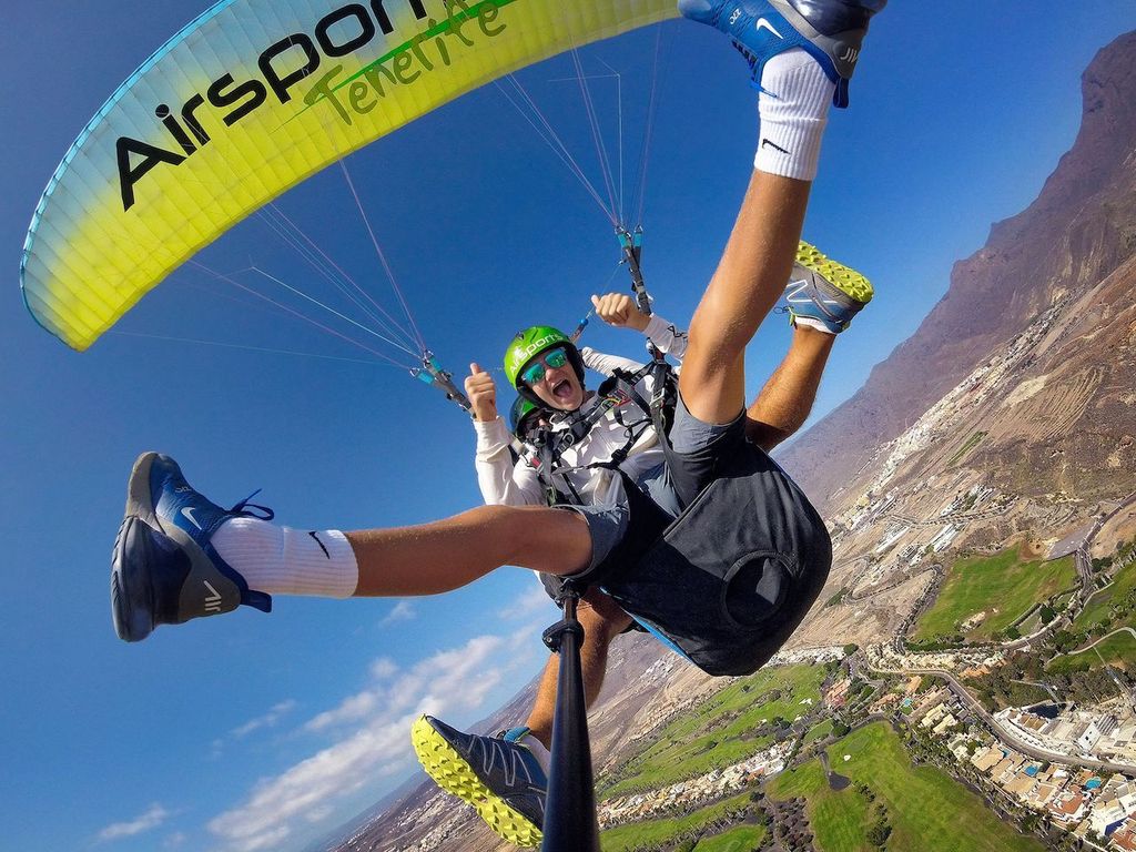 Teneriffa: Tandem-Paragliding-Flug mit Abholung