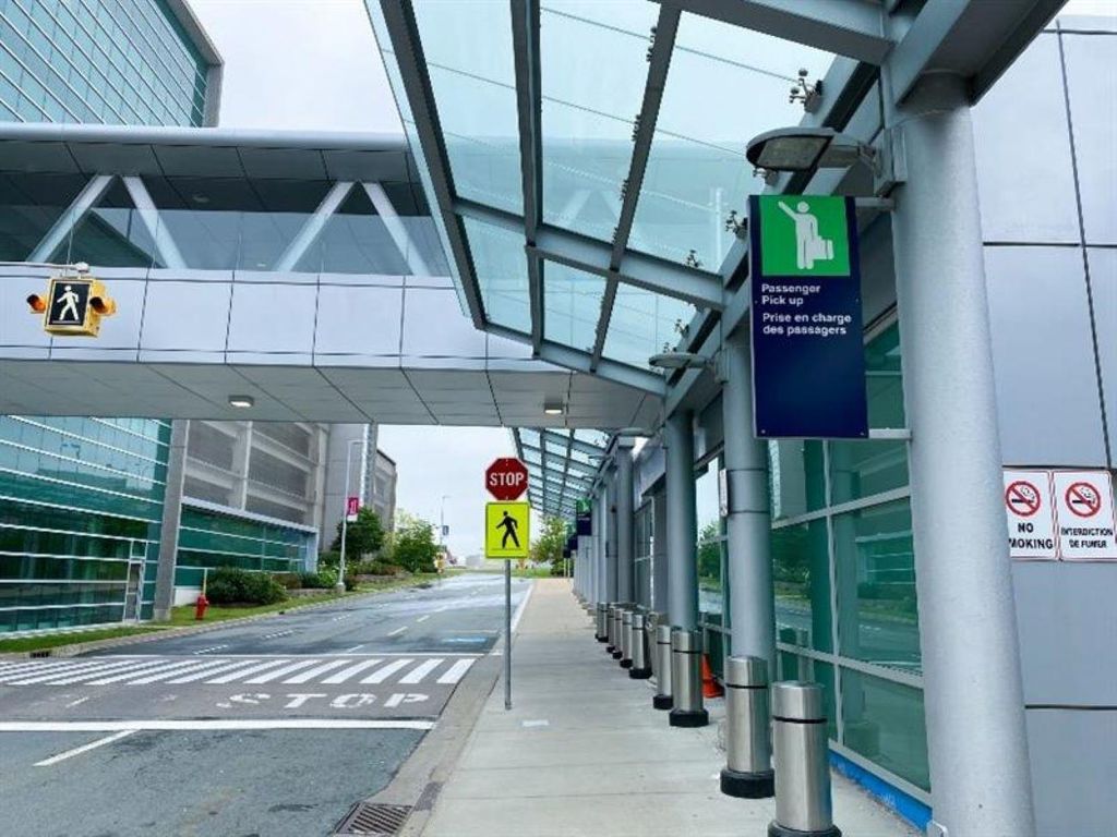 Halifax Stanfield International Airport Private Abholung.