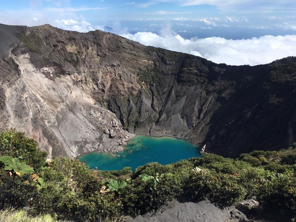 Von San José: Geheimnisse von Guayabo & Vulkan Irazú