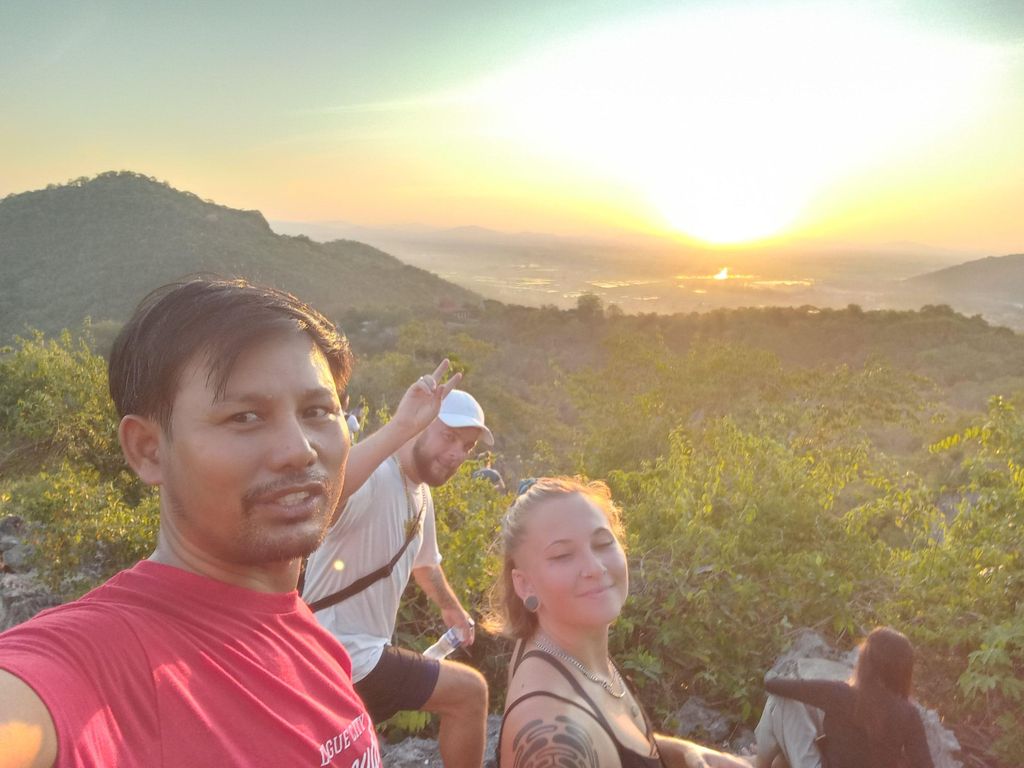 Battambang: Bambuszug, Fledermaushöhle, Killing Cave mit Tuk Tuk