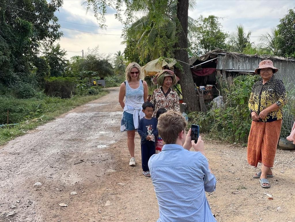 Battambang: Bamboo Train, Bat Cave und Killing Cave Tour