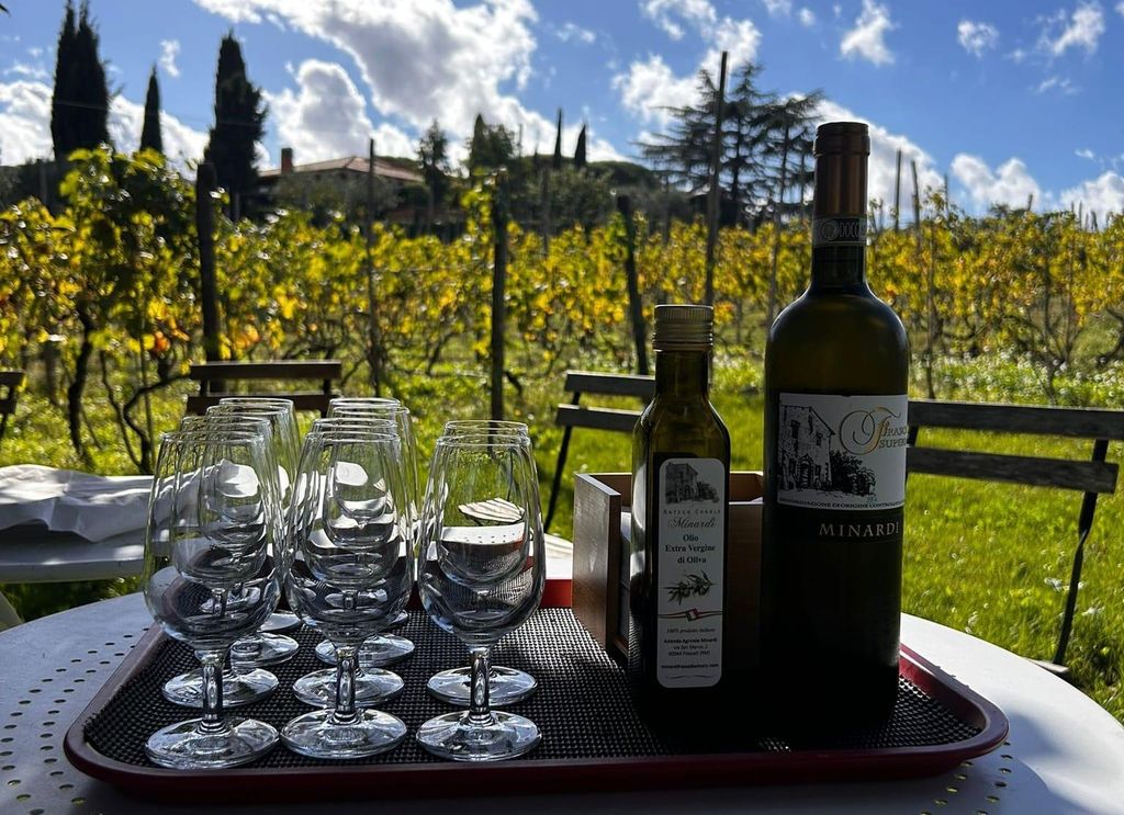 Von Rom aus: Halbtägige Frascati-Weintour mit Mittagessen auf dem Bauernhof