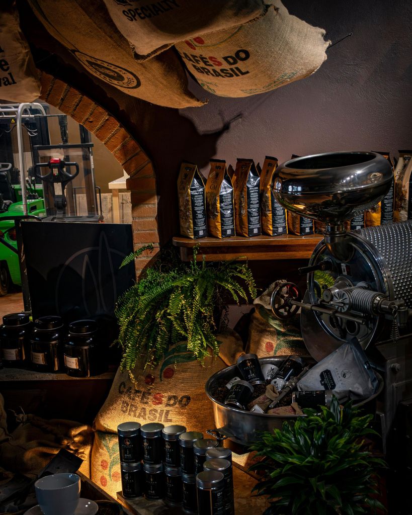 Pienza: Kaffeetour in der Rösterei mit Verkostung