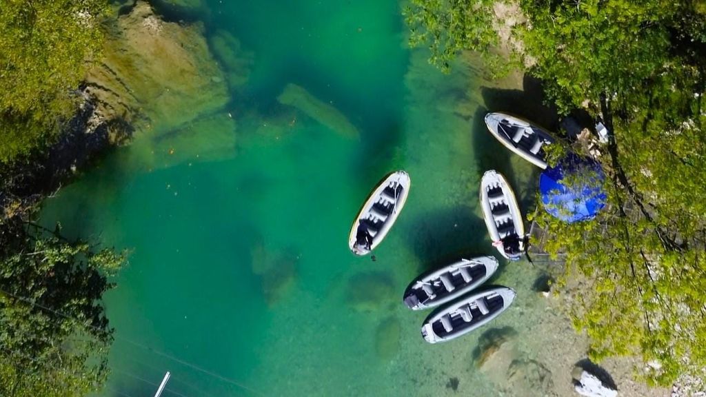 Kutaisi: Geführte Tagestour durch die Martvili-Schlucht und die Prometheus-Höhle