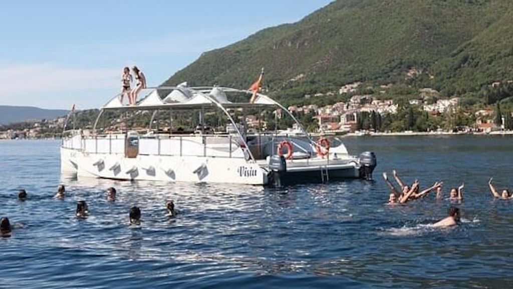 Kotor: Private Buchtrundfahrt und geführte Besichtigungstour