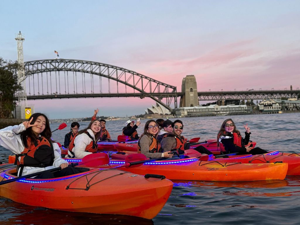 Sydney: Kajaktour bei Sonnenuntergang auf dem Hafen von Sydney