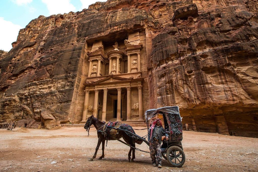 Ganztagestour Petra und Wadi Rum ab Amman