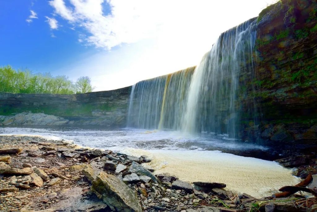 Tallinn: Tour zum Jägala-Wasserfall und Kreis Harju