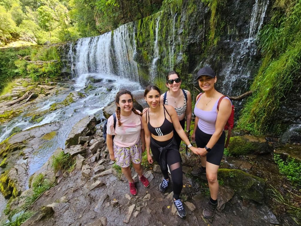 Geführte Breacon Beacons 4 Wasserfälle in Tageswanderung ab Cardiff