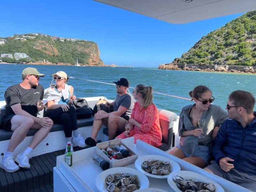 Knysna Lagune: Bootstour mit Austern- und Weißweinverkostung