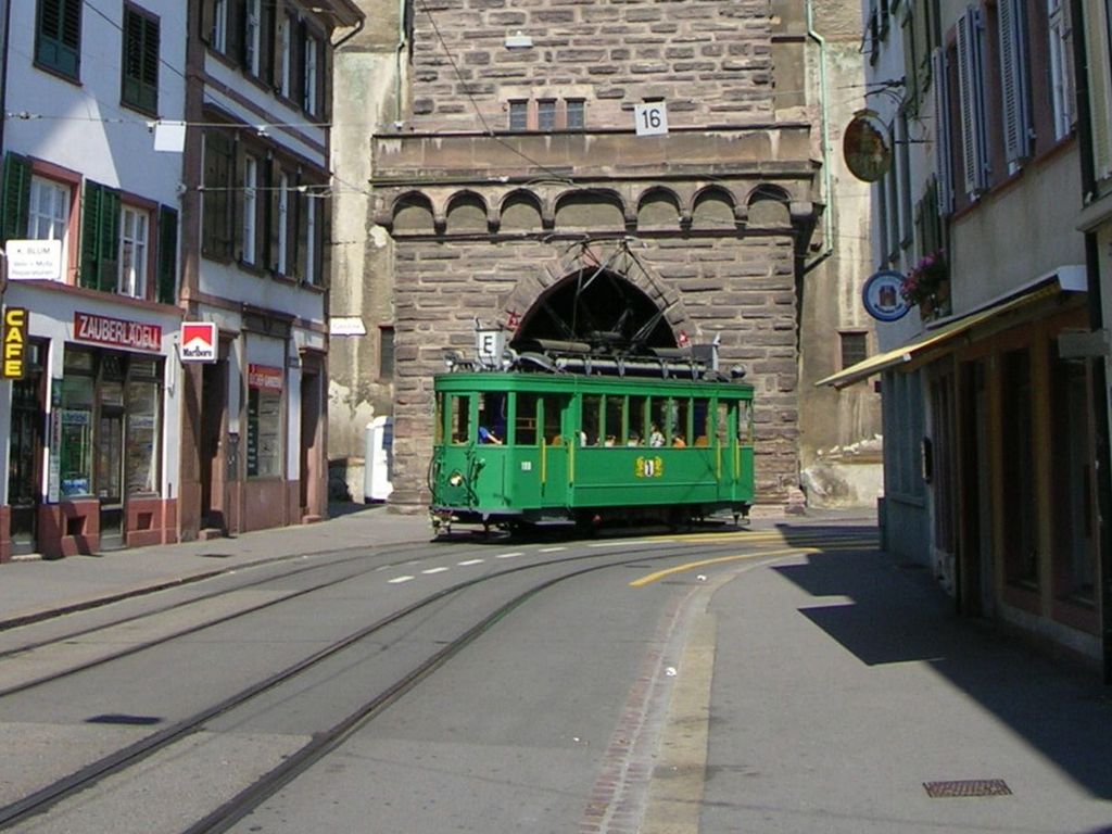 Tour mit der alten Straßenbahn