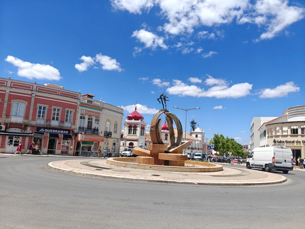 Ab Albufeira: Markt und Städtetour in Loulé mit dem Tuk-Tuk
