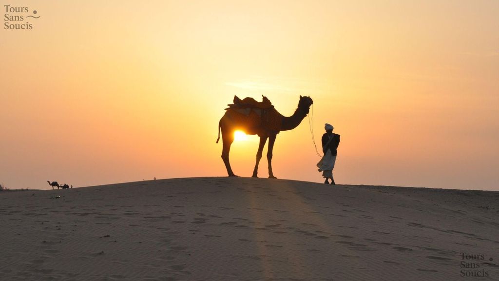 Sahara Dream Tour: Sonnenuntergang, Matmata, Tataouine & Star Wars Welt im 4x4