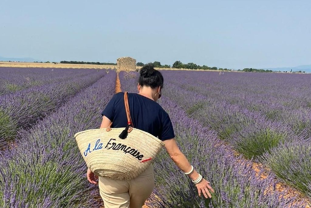 Von Avignon: Halbtagestour durch Lavendel nach Sault