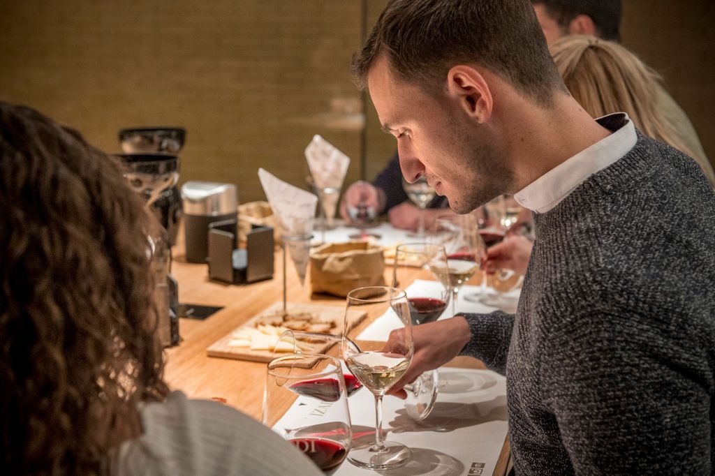 Rioja: Weinprobe & Gourmet-Pairings in einem legendären Keller