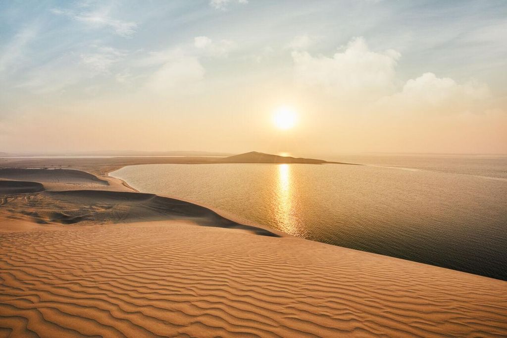 Doha:Sonnenaufgang oder Sonnenuntergang Wüstensafari Tour mit Sand Boarding