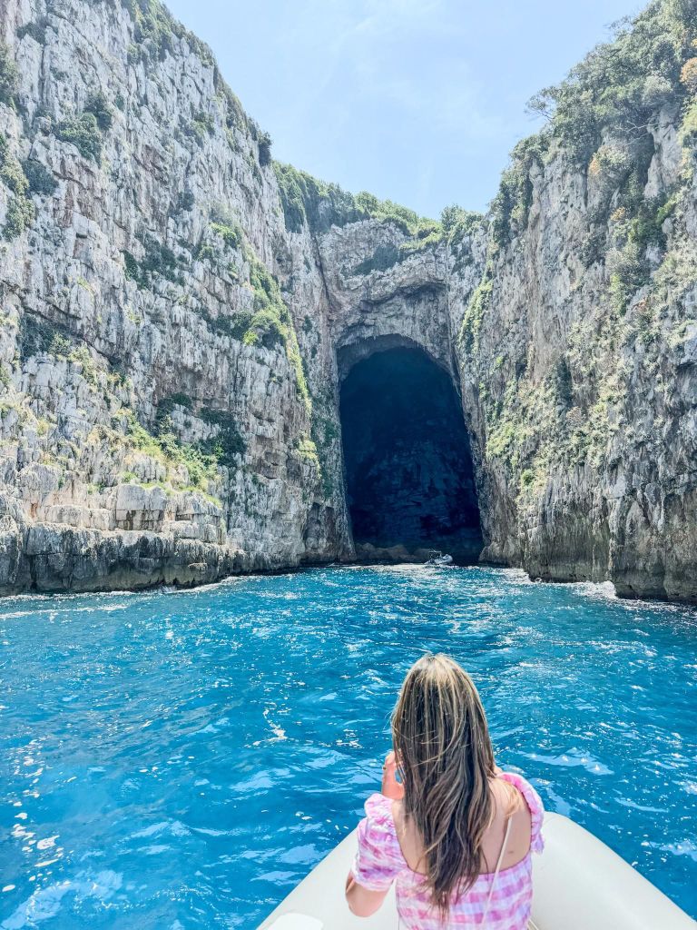 Vlora: Haxhi Ali Höhle und Karaburun Halbinsel Speedboat Tour