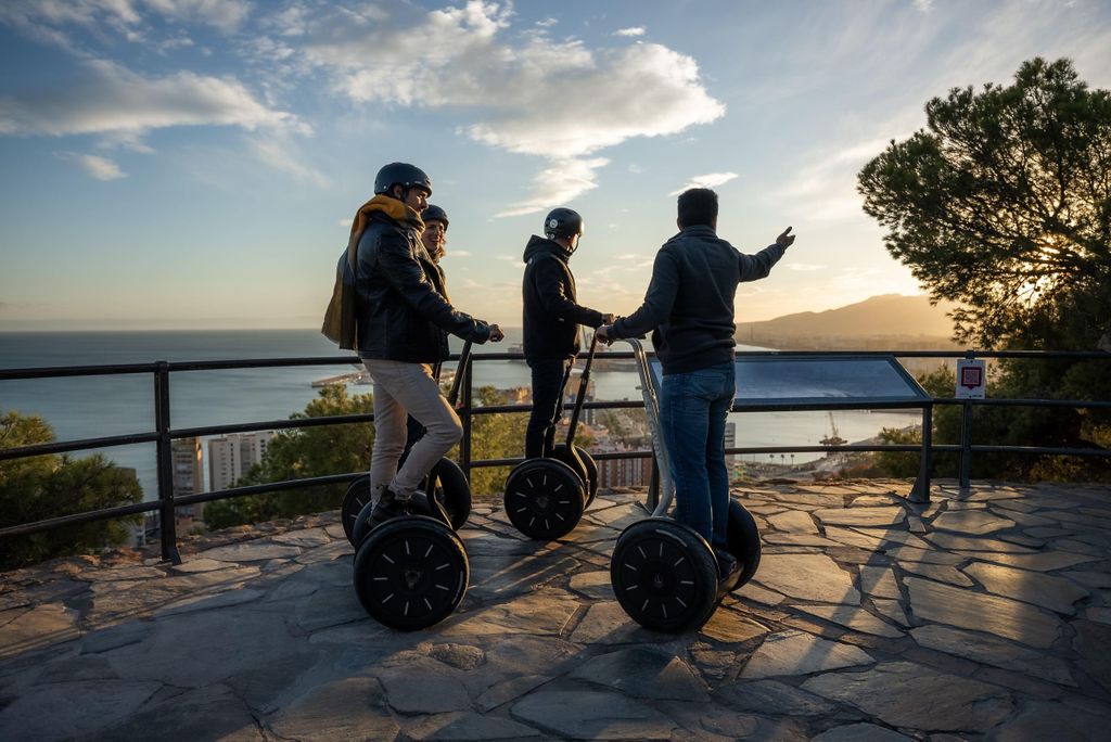 Málaga: 2-stündige Monumental Segway-Tour