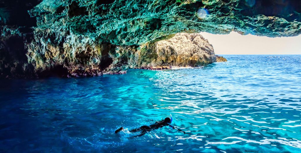 Risan: Blaue Höhle, Unsere Liebe Frau von den Felsen – Abholung