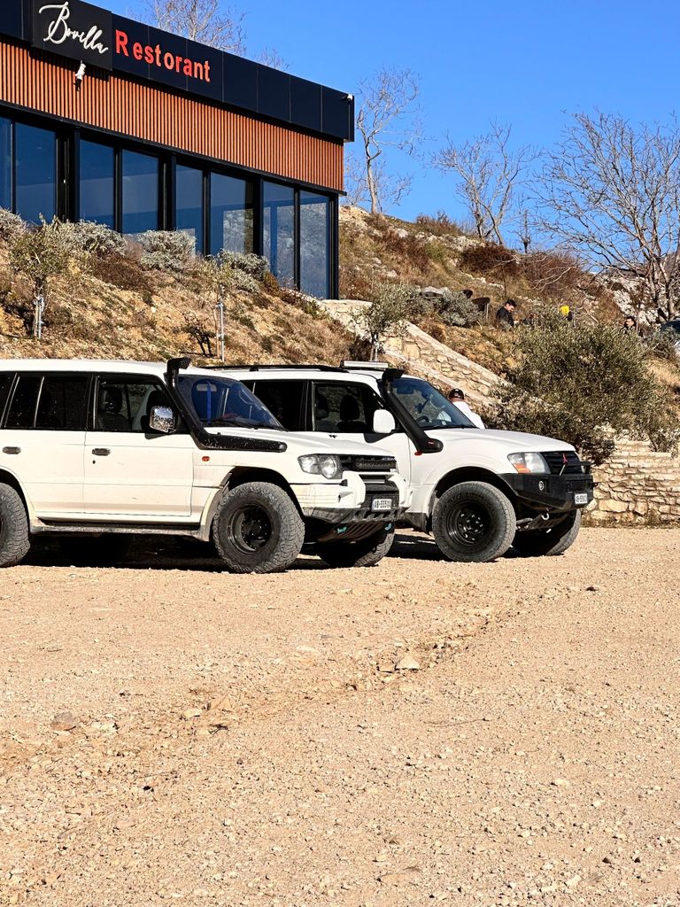 Tirana/Durrës: Bovilla-See & Mt. Gamti: Offroad-Tour mit dem Geländewagen