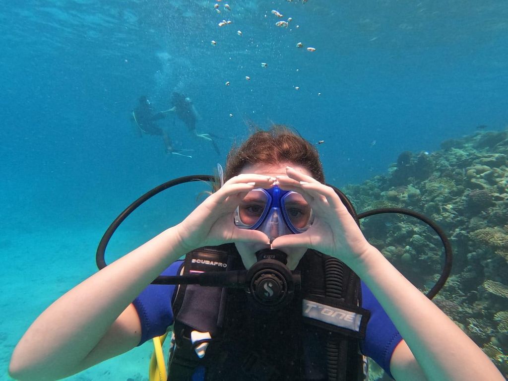 Hurghada: 2 Tauchgänge für Anfänger oder Schnorcheln mit Mittagessen